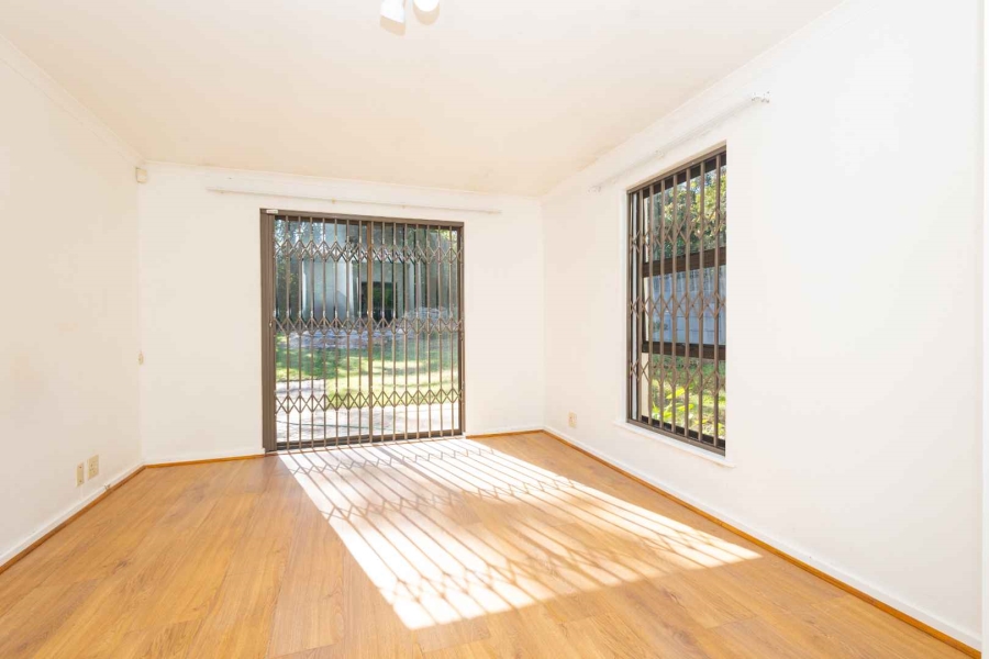 To Let 3 Bedroom Property for Rent in Kenridge Western Cape